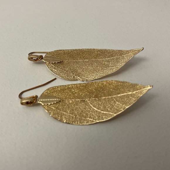 2 for $30 NWOT Gold-Plated Leaves Earrings - Picture 2 of 4